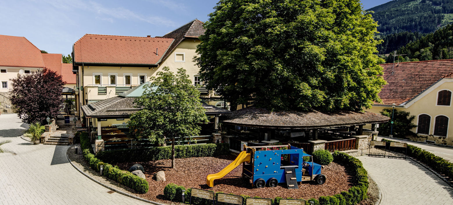 Hirter Braukeller Biergarten Familienfeiern