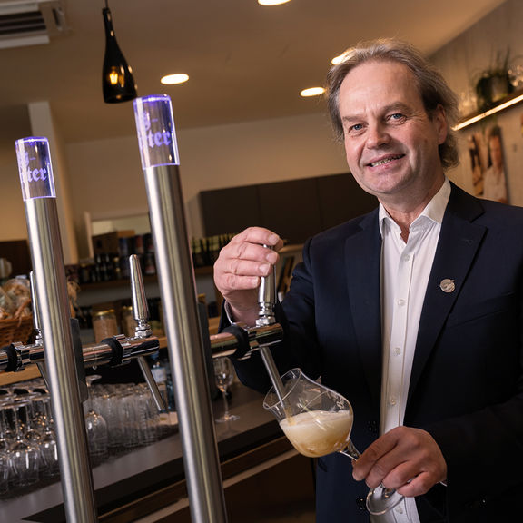 Hirter Jubilaeum 1 Jahr GenussTheke