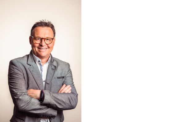 Foto IV Portrait Raimund Linzer