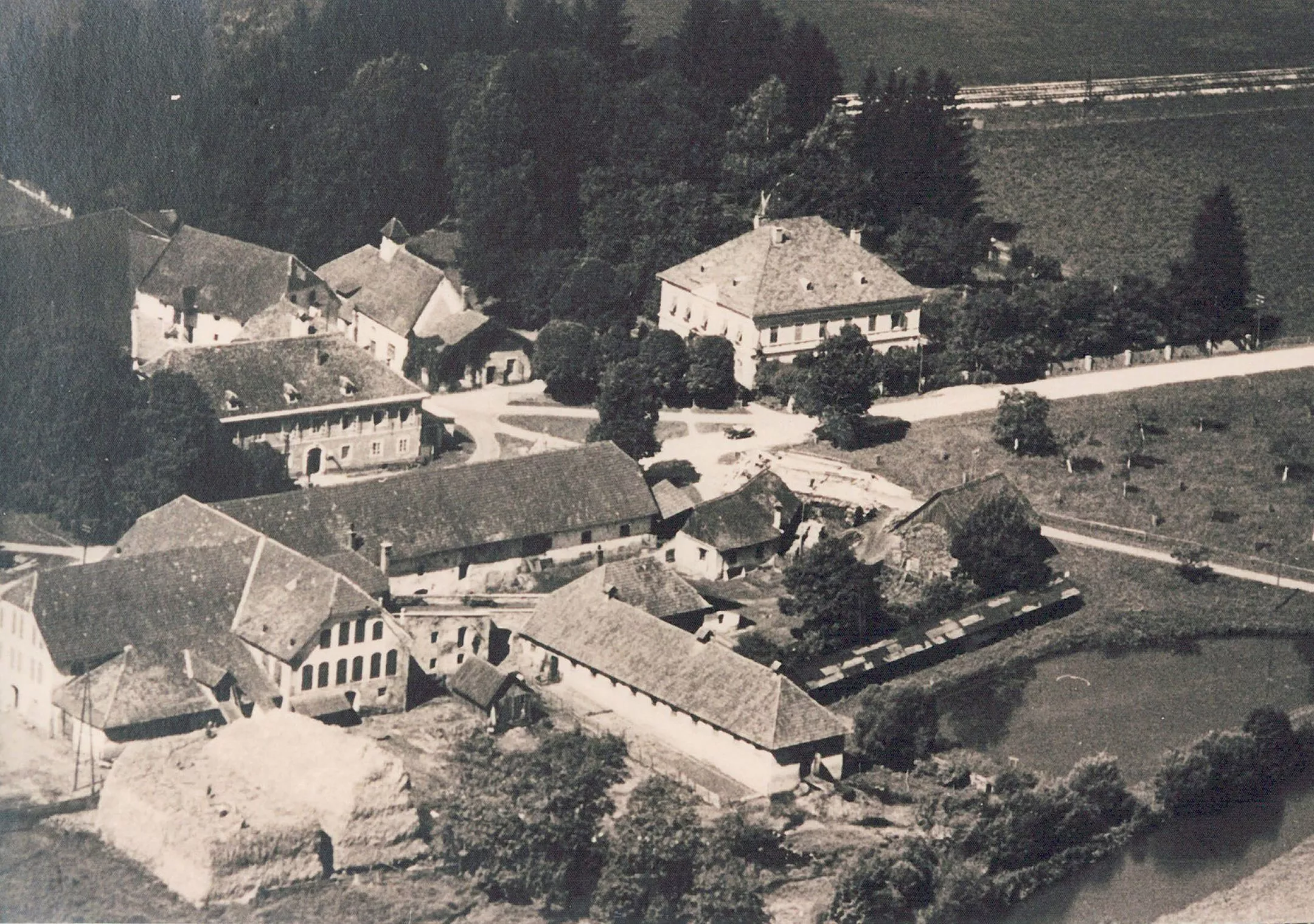 Ein altes Luftbild der Privatbrauerei Hirt Ein altes Luftbild der Privatbrauerei Hirt.